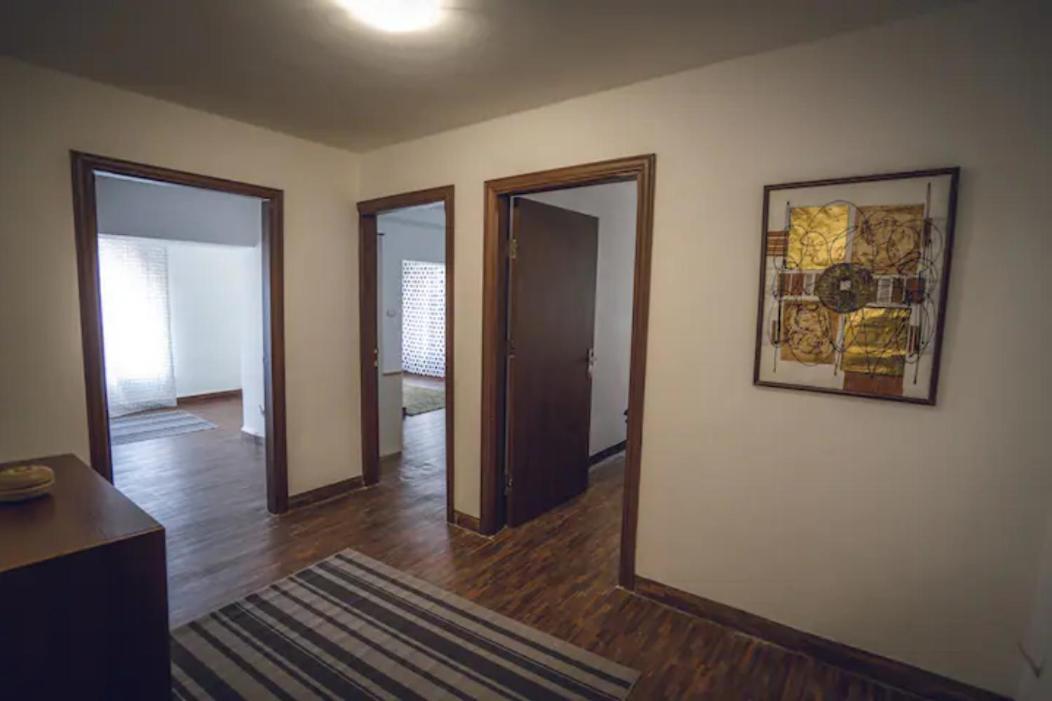 Karrain Villa-The Apartment Madaba Bagian luar foto